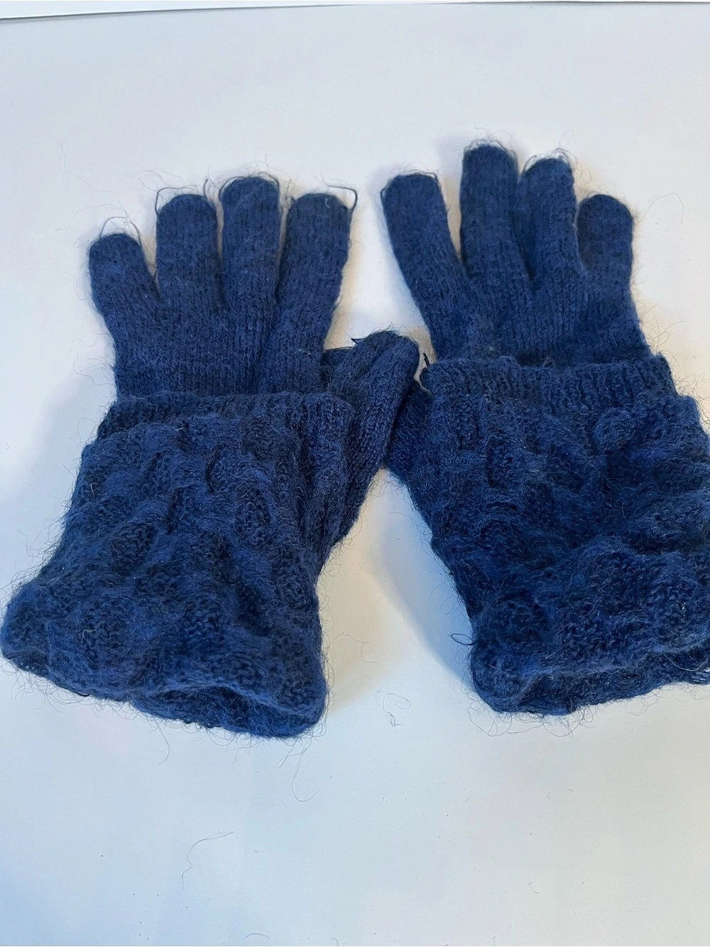 Holt renfrew angora Knit Gloves in Blue